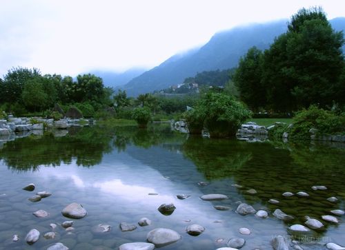 怎样在三峡徒步旅游