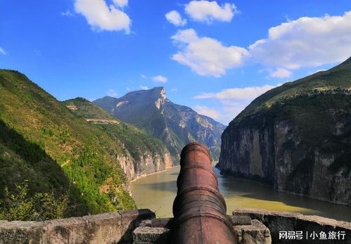 重庆到宜昌华夏神女2号游轮4天3晚旅游行程 三峡游轮旅游指南