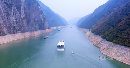 两江人气旺 三峡迎客忙 长江旅游客运市场快速升温