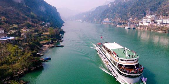 三峡大坝耗资高达2千亿,现在十几年过去,到底带来了多少利润?