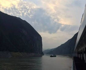 今晚竞瑜为您推荐 精品泰新马10日游 大美三峡6日游 云南三飞6日游