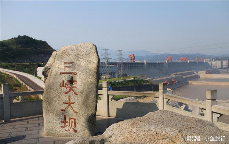 美维凯悦号游轮：畅游长江三峡的奢华体验与经典行程