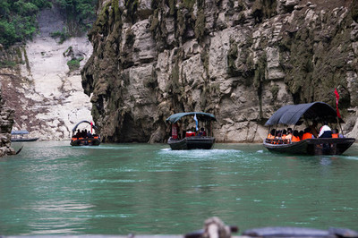 探秘小小三峡：三峡旅游中的秀美瑰宝