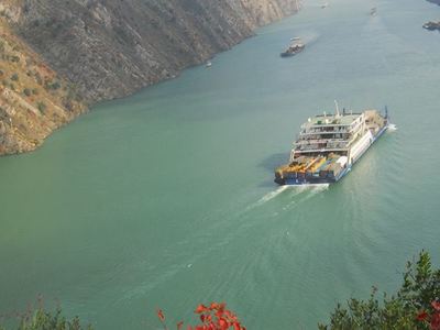 2025年11月三峡邮轮预订指南 金秋时节，漫游诗画长江